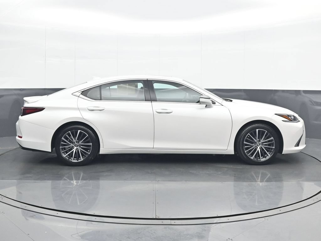 Used 2023 Lexus ES 350 w/ Premium Package FWD image 7