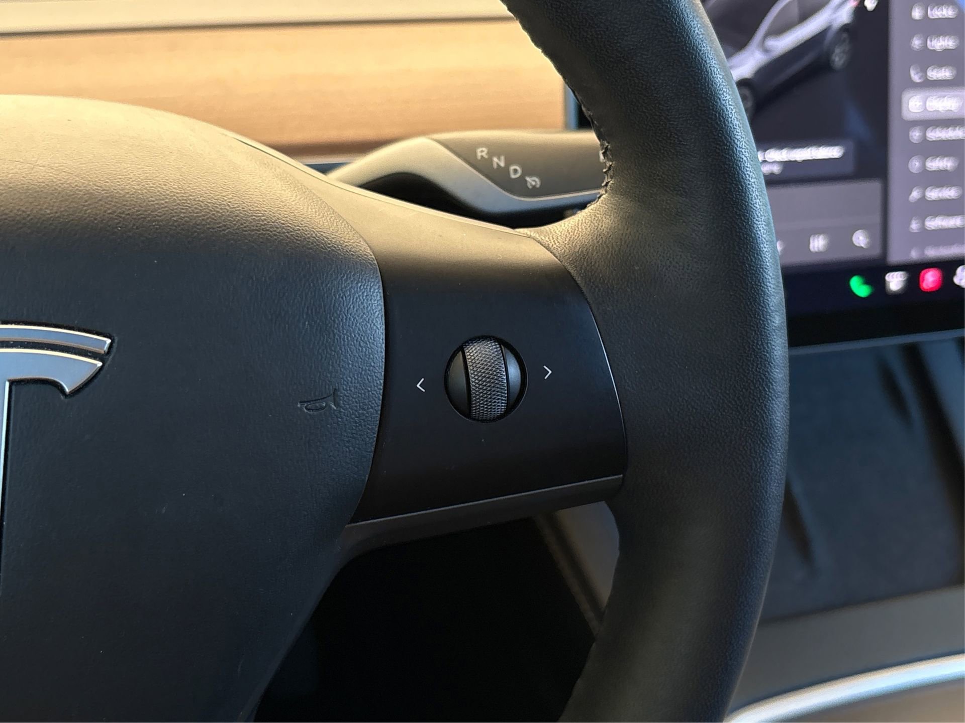 Used 2021 Tesla Model Y Long Range AWD/4WD image 28