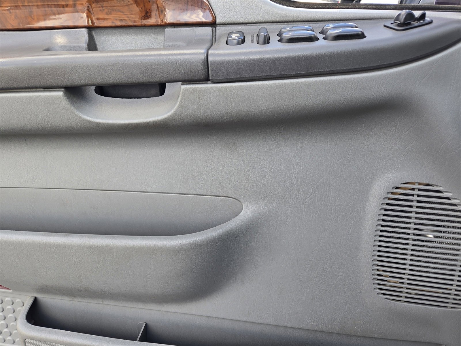 Used 2004 Ford F350 Lariat image 20