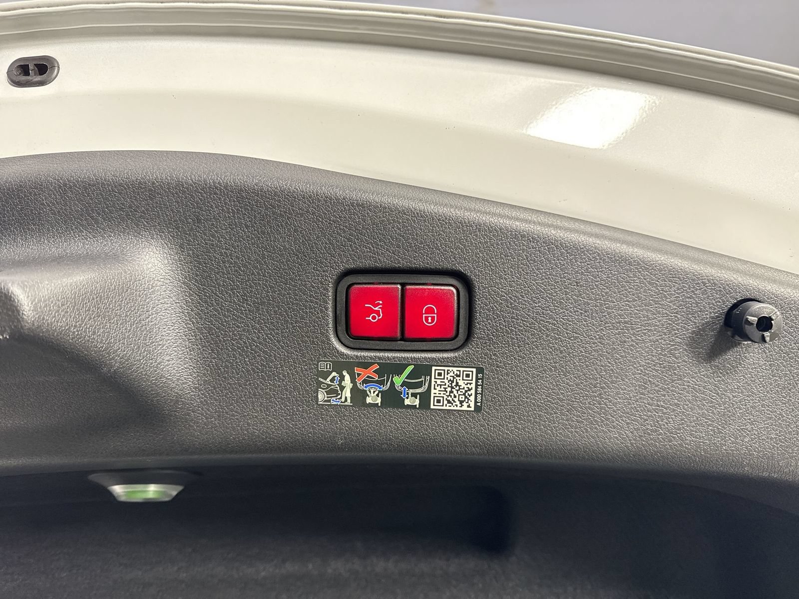 Used 2024 Mercedes-Benz CLE 53 AMG 4MATIC image 34