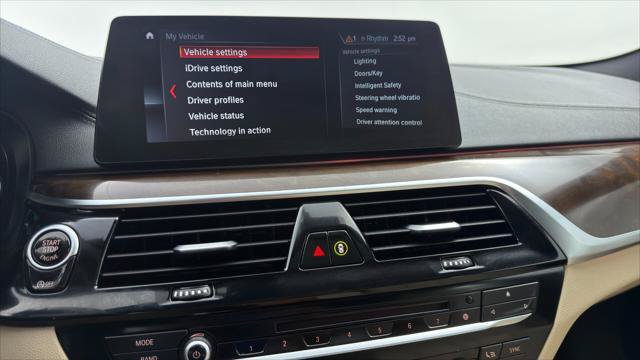 Used 2018 BMW 540i RWD image 32