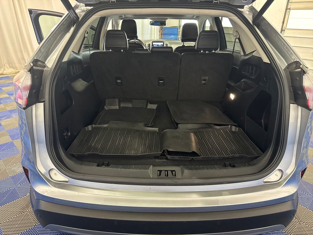 Used 2022 Ford Edge SEL w/ Convenience Package AWD/4WD image 32
