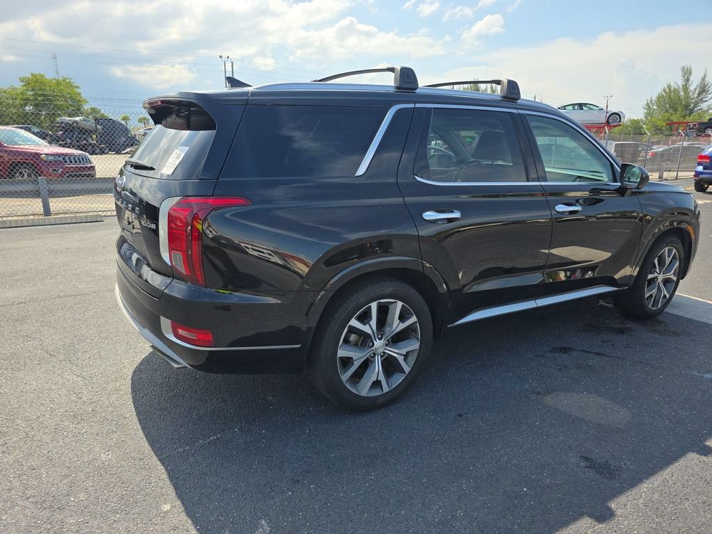 Used 2022 Hyundai Palisade Limited FWD image 6