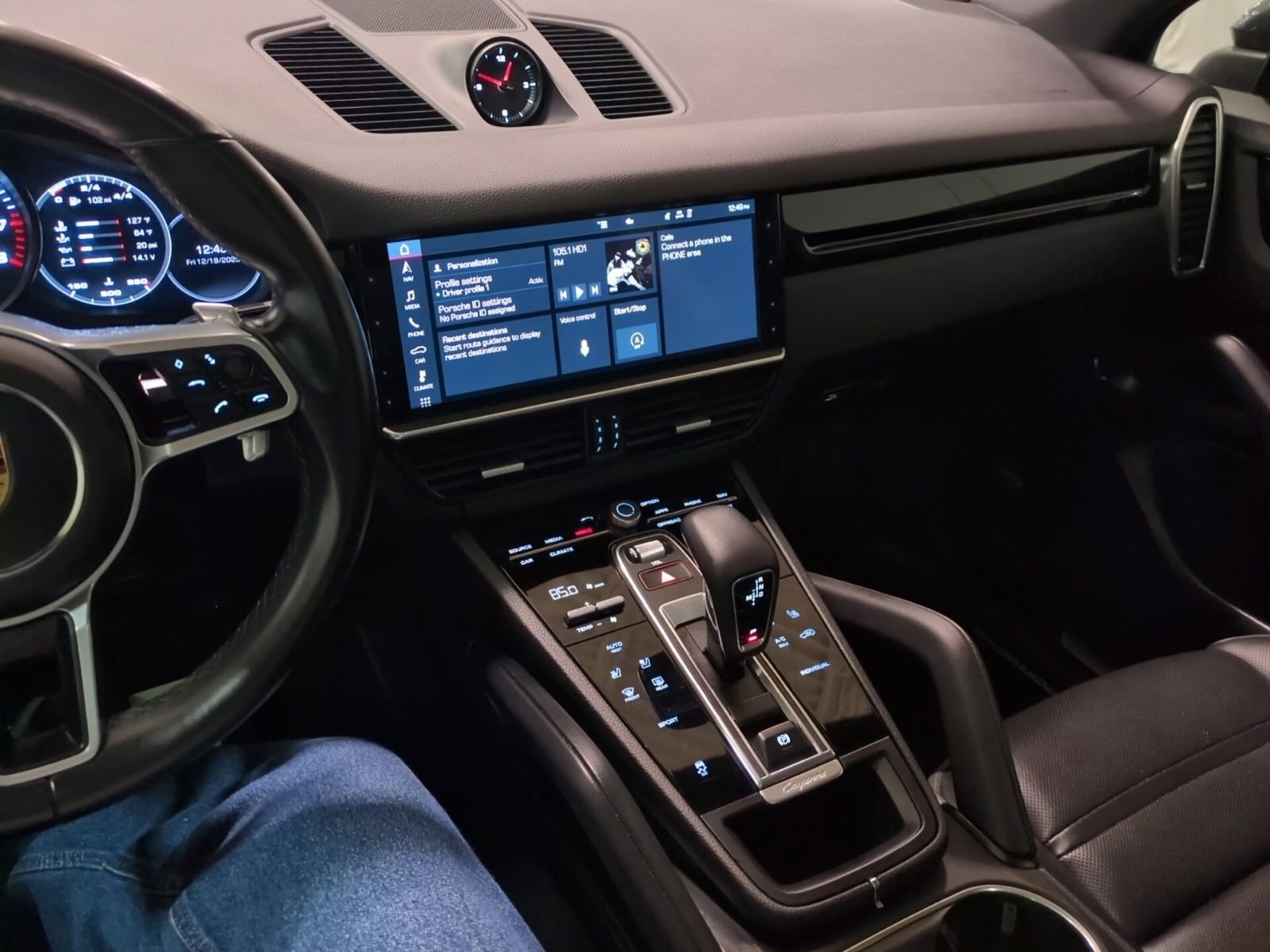 Used 2021 Porsche Cayenne image 19