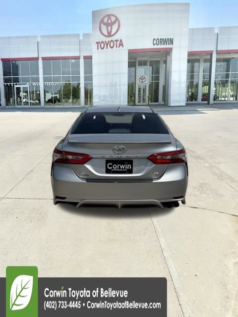 Used 2018 Toyota Camry SE w/ Audio Package FWD image 4