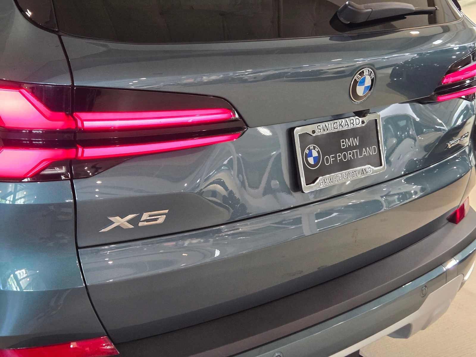 Used 2026 BMW X5 xDrive40i w/ Executive Package AWD/4WD image 15