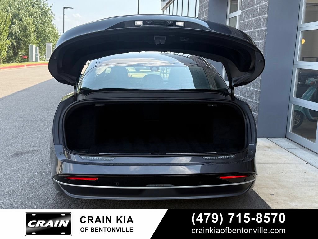 Used 2024 Lucid Air Touring AWD/4WD image 29