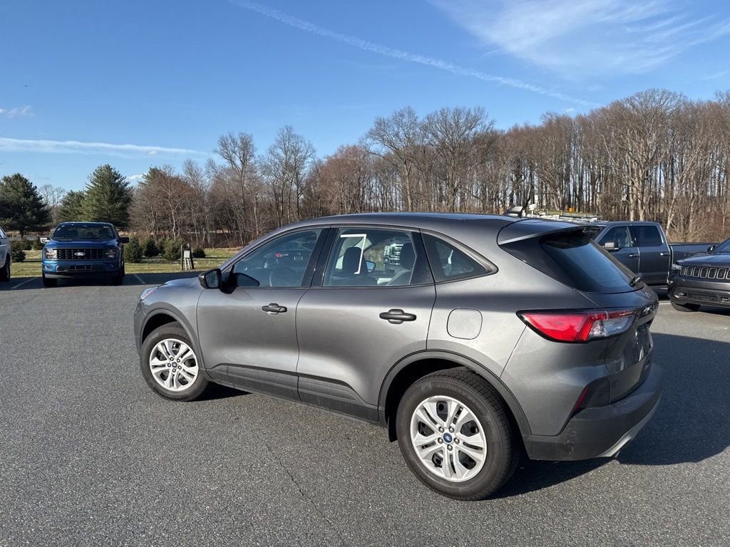 Used 2022 Ford Escape S image 4