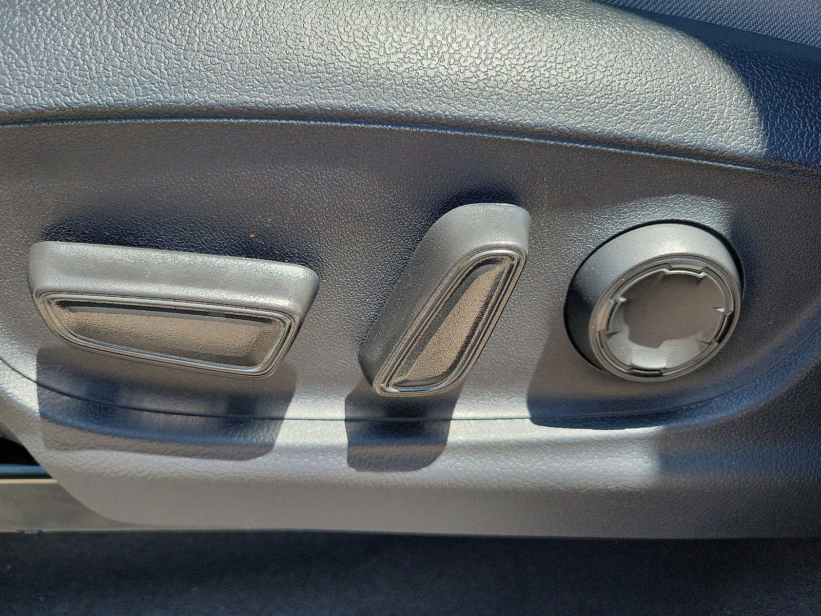 New 2025 Toyota Tacoma TRD Off-Road w/ TRD Off Road Upgrade Package image 13