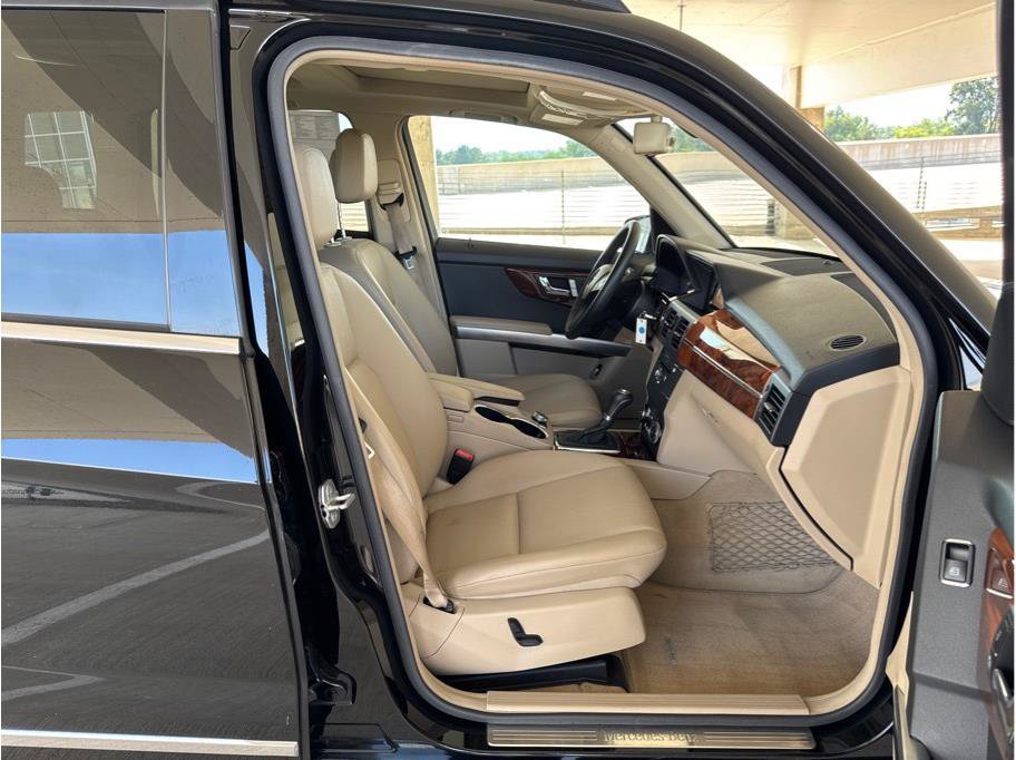 Used 2010 Mercedes-Benz GLK 350 4MATIC image 14