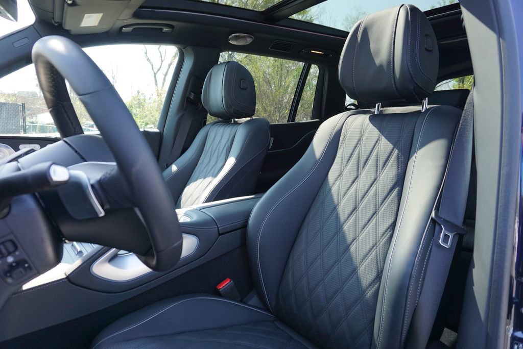 Certified 2025 Mercedes-Benz Maybach GLS 600 4MATIC image 22