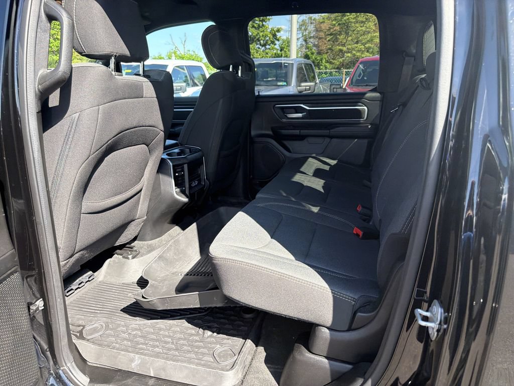 Used 2023 RAM 1500 Big Horn AWD/4WD image 13