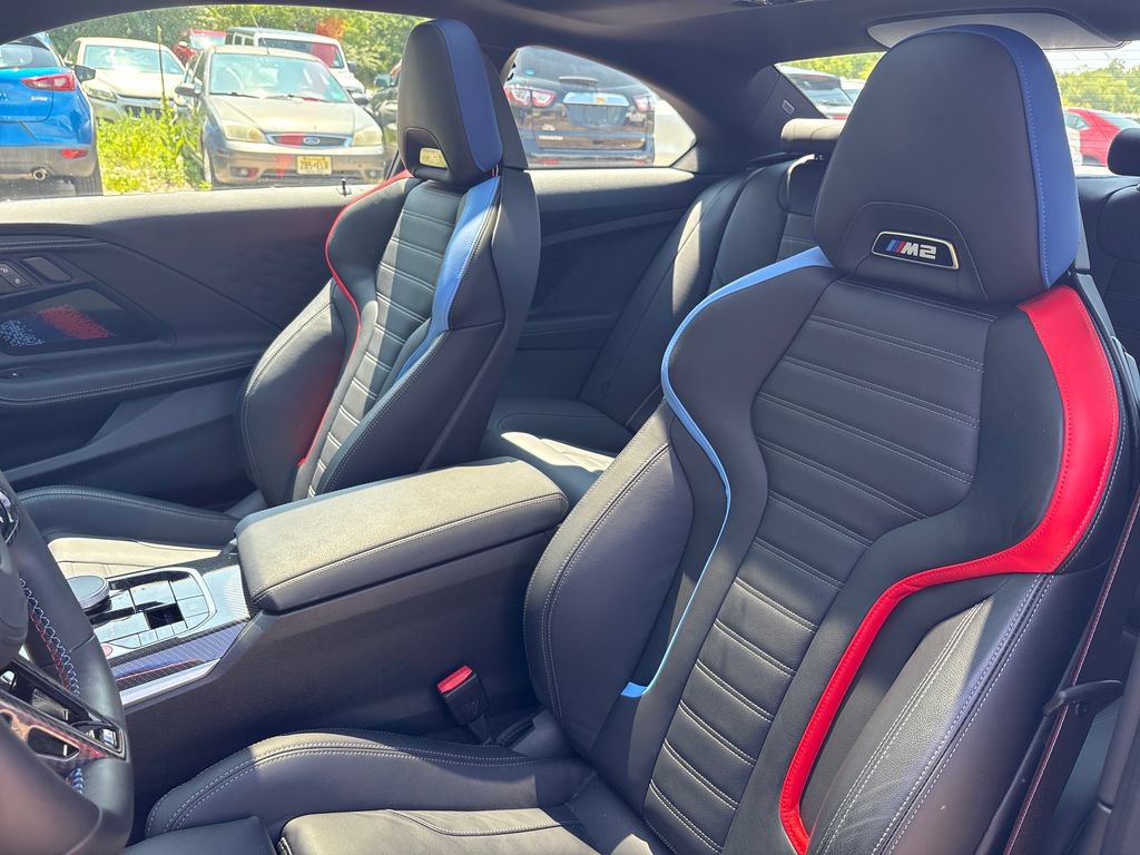Used 2025 BMW M2 RWD image 10