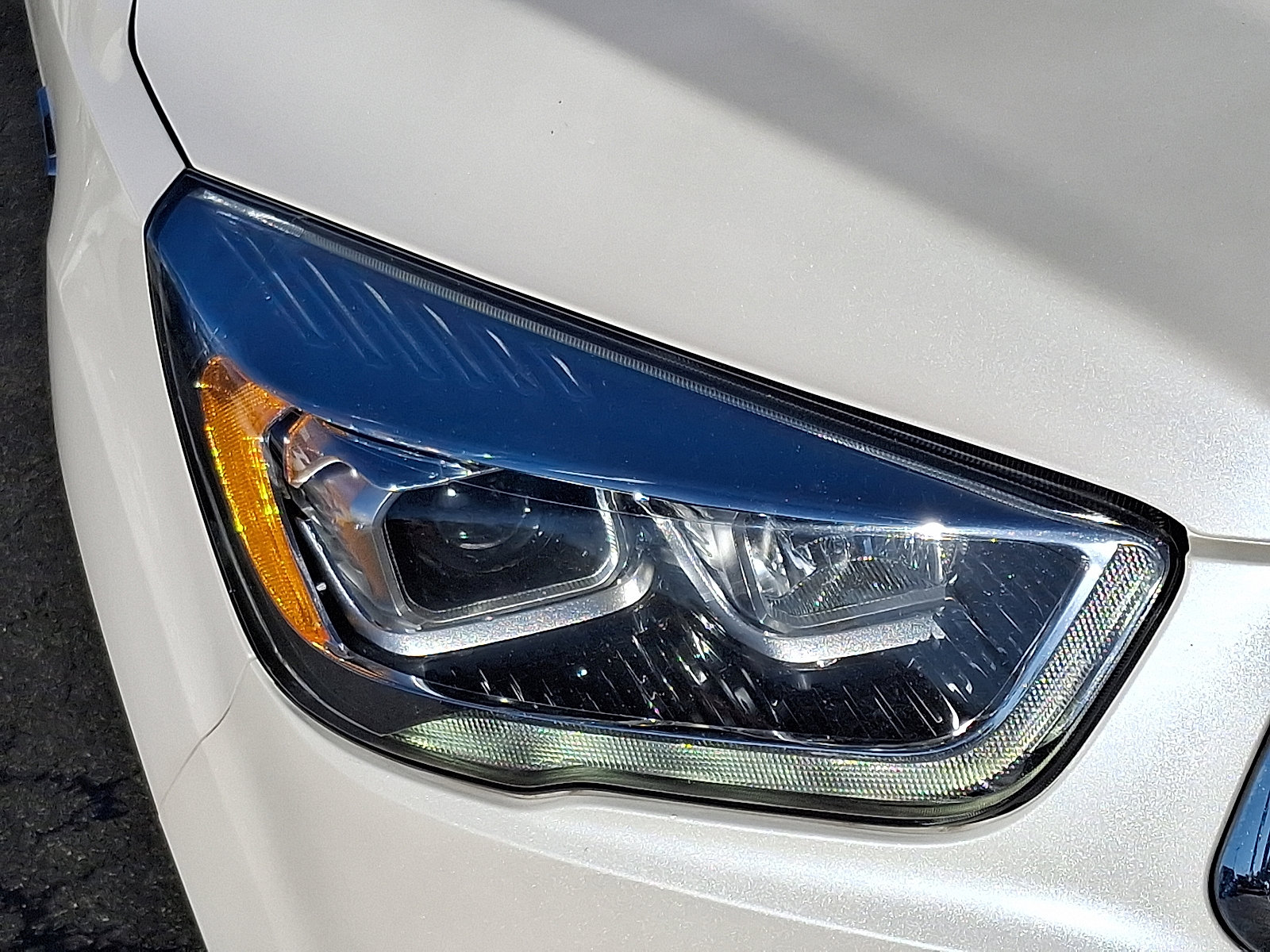 Used 2018 Ford Escape Titanium image 9