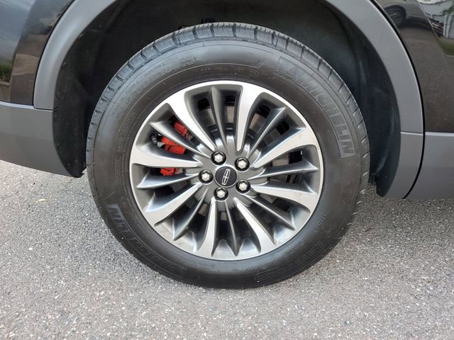 Used 2023 Lincoln Nautilus Reserve image 5