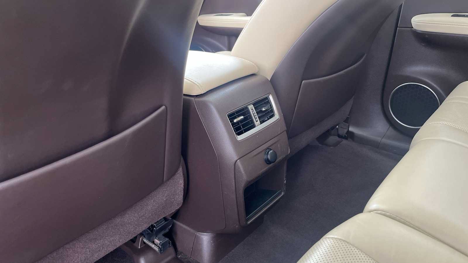 Used 2019 Lexus RX 450h AWD w/ Luxury Package image 38