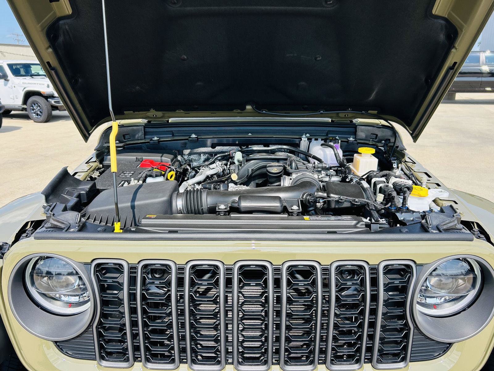 New 2026 Jeep Gladiator Sport AWD/4WD image 40