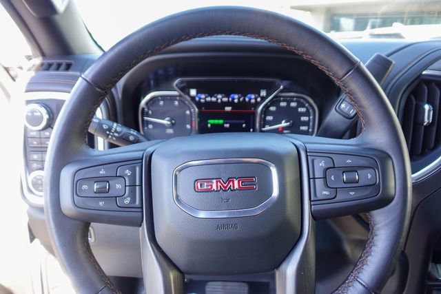 Used 2022 GMC Sierra 2500 AT4 w/ AT4 Premium Plus Package AWD/4WD image 15
