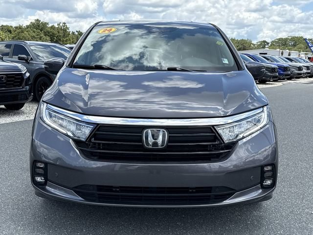 Used 2024 Honda Odyssey Touring image 3