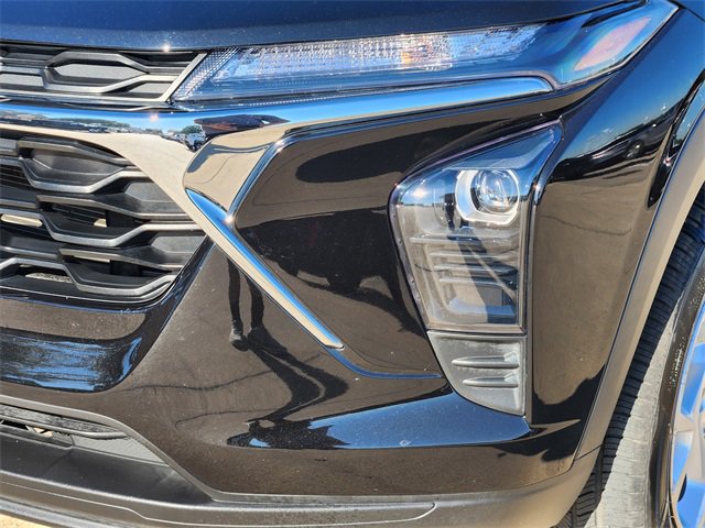 Used 2024 Chevrolet Trax LS w/ LS Convenience Package FWD image 15