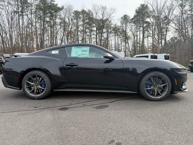 New 2026 Ford Mustang Dark Horse image 6