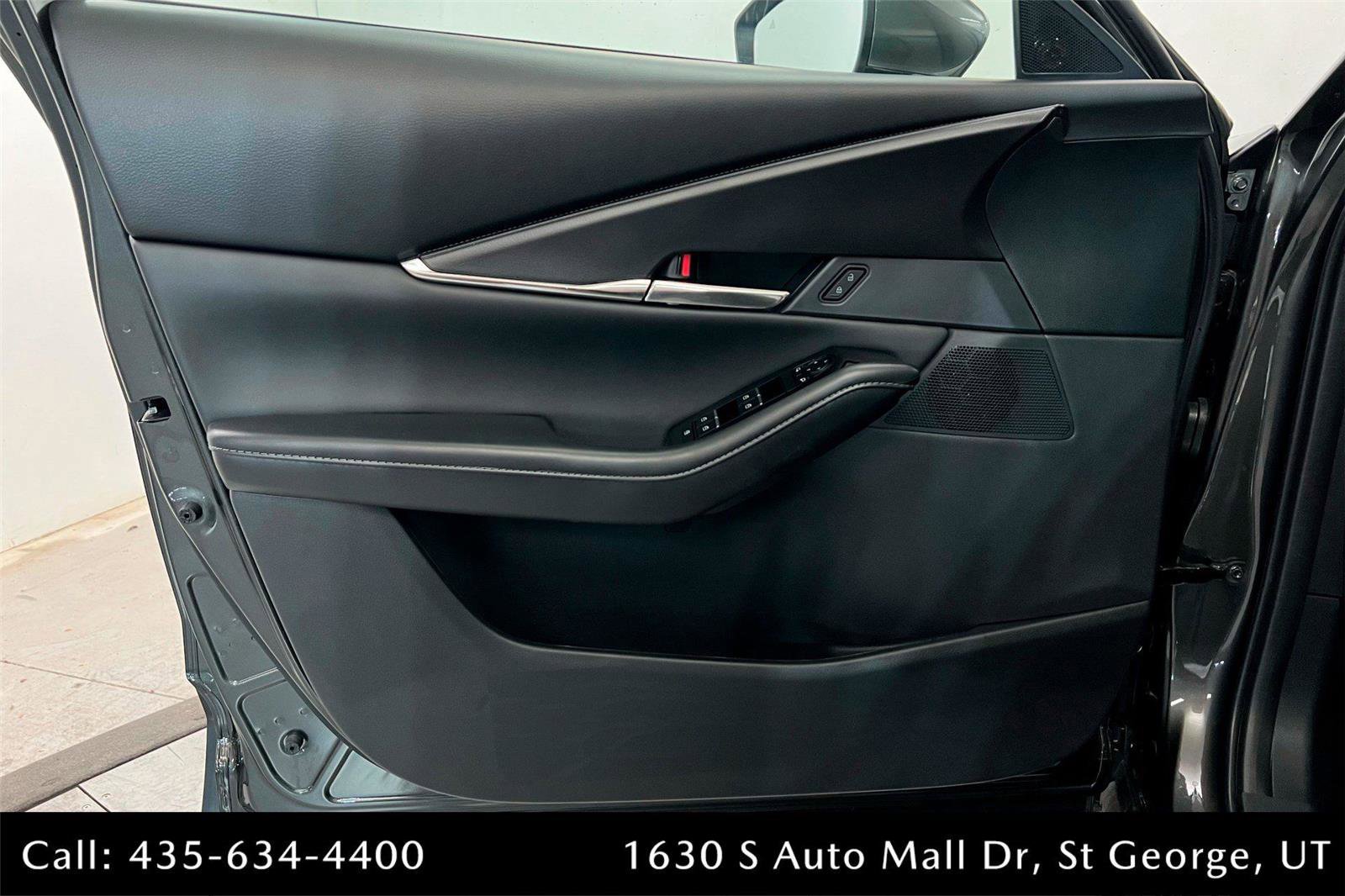 New 2025 MAZDA CX-30 AWD 2.5 S w/ Preferred Package image 14