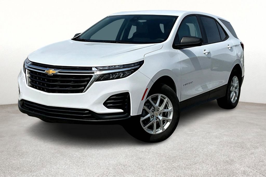 Used 2022 Chevrolet Equinox LS w/ LS Convenience Package image 16