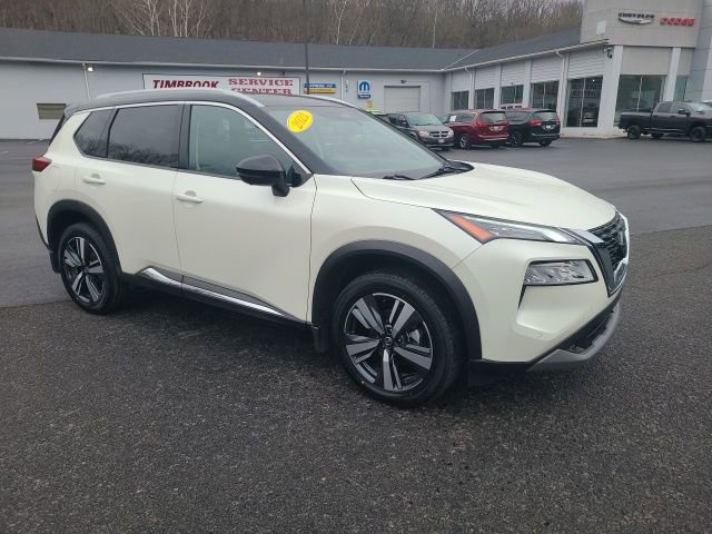 Used 2021 Nissan Rogue SL w/ Premium Package image 7