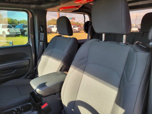Used 2023 Jeep Wrangler Sport image 11
