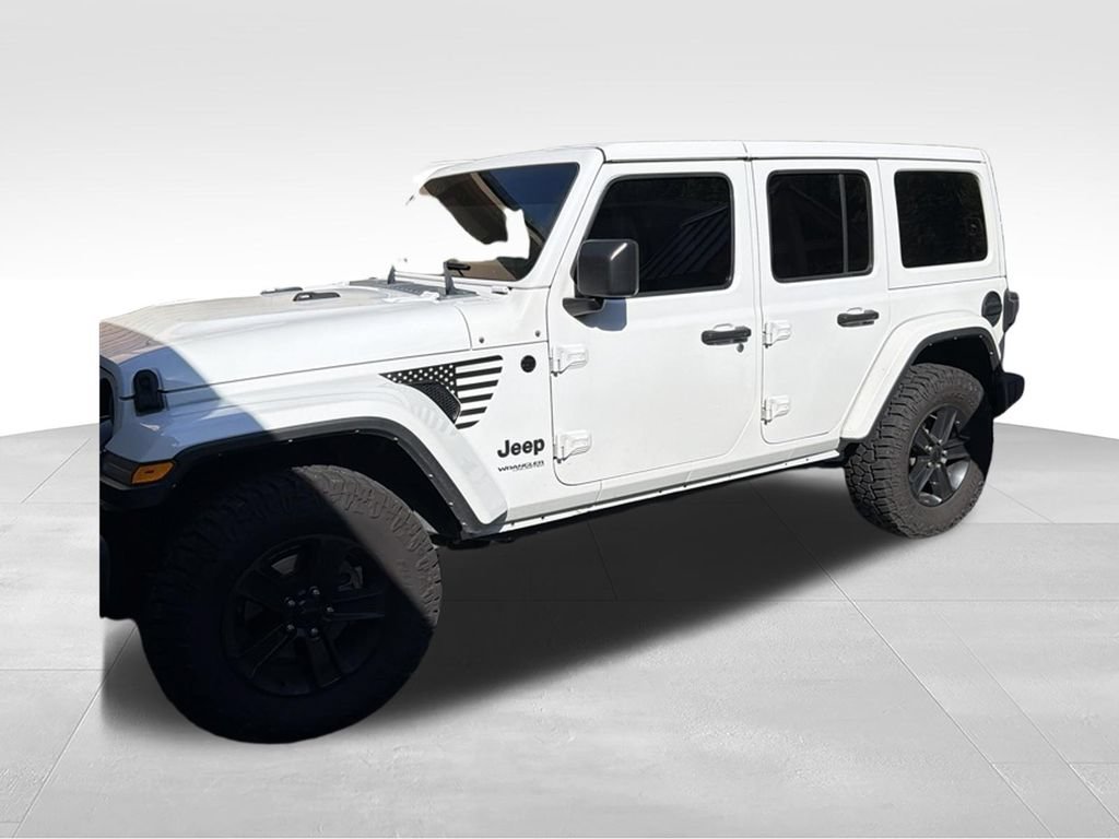 Used 2022 Jeep Wrangler Unlimited Sahara AWD/4WD image 28