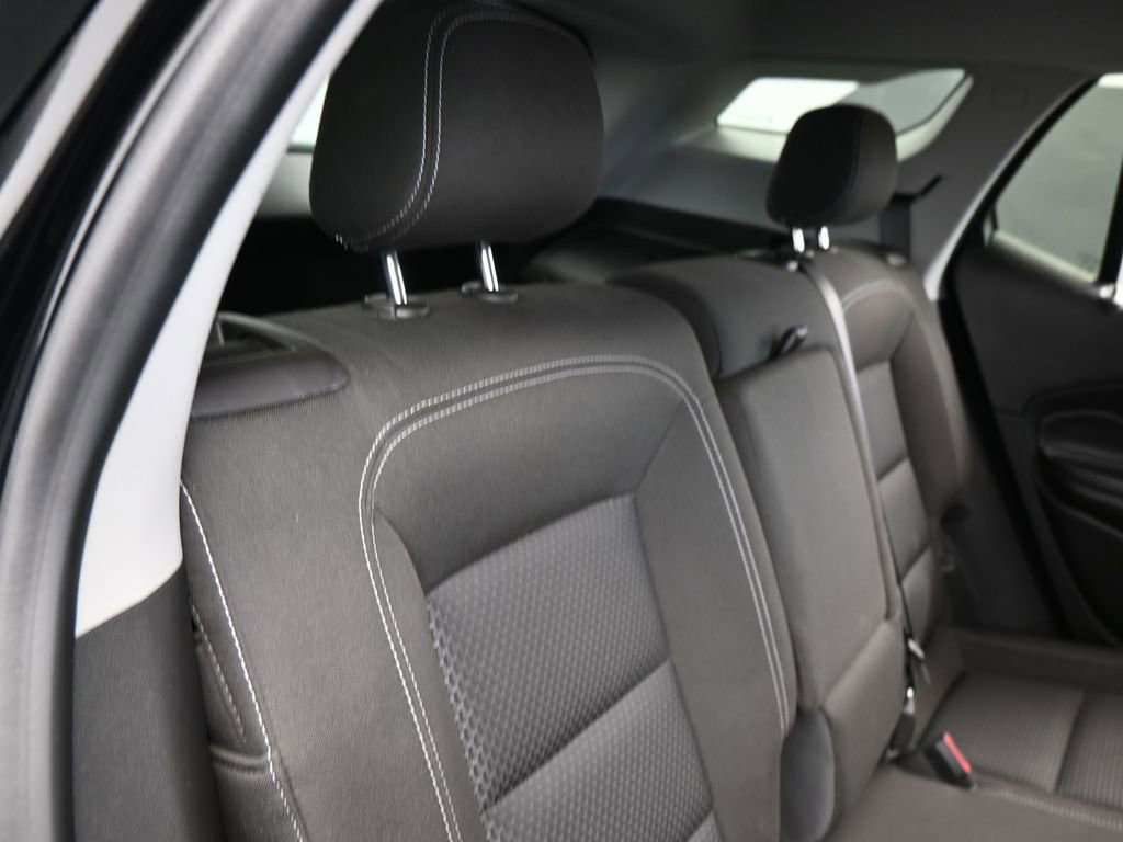 Used 2023 GMC Terrain SLE image 35