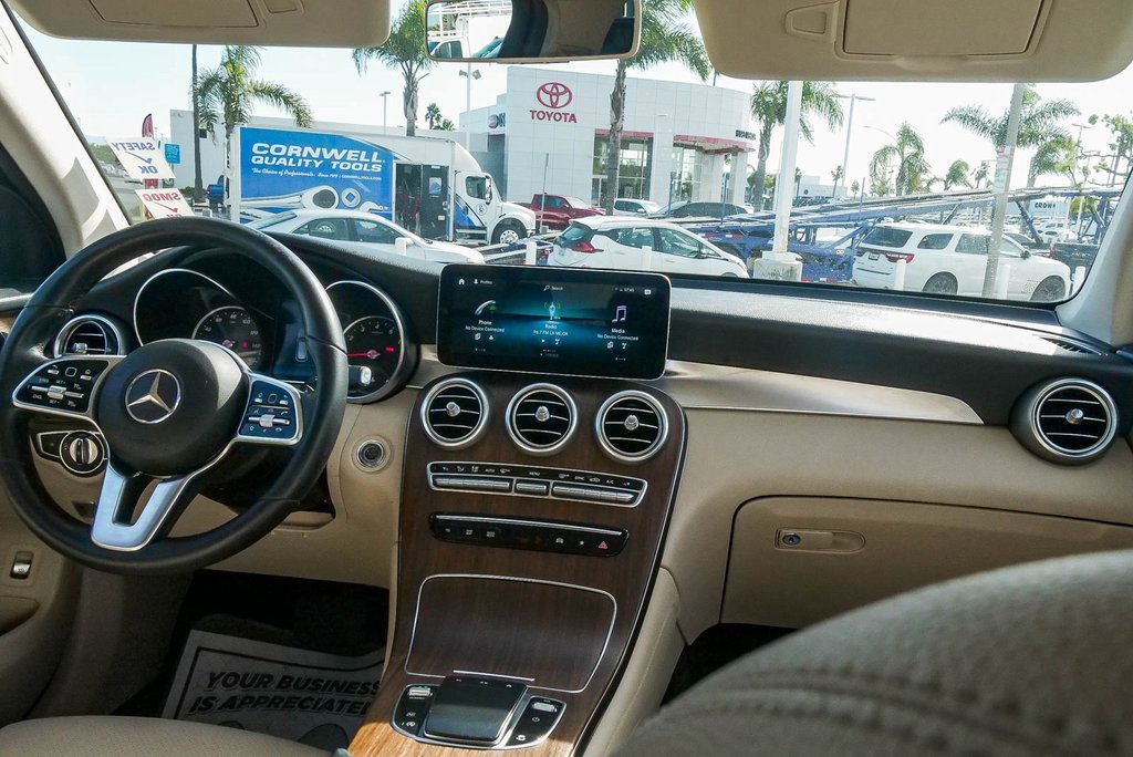 Used 2020 Mercedes-Benz GLC 300 image 12