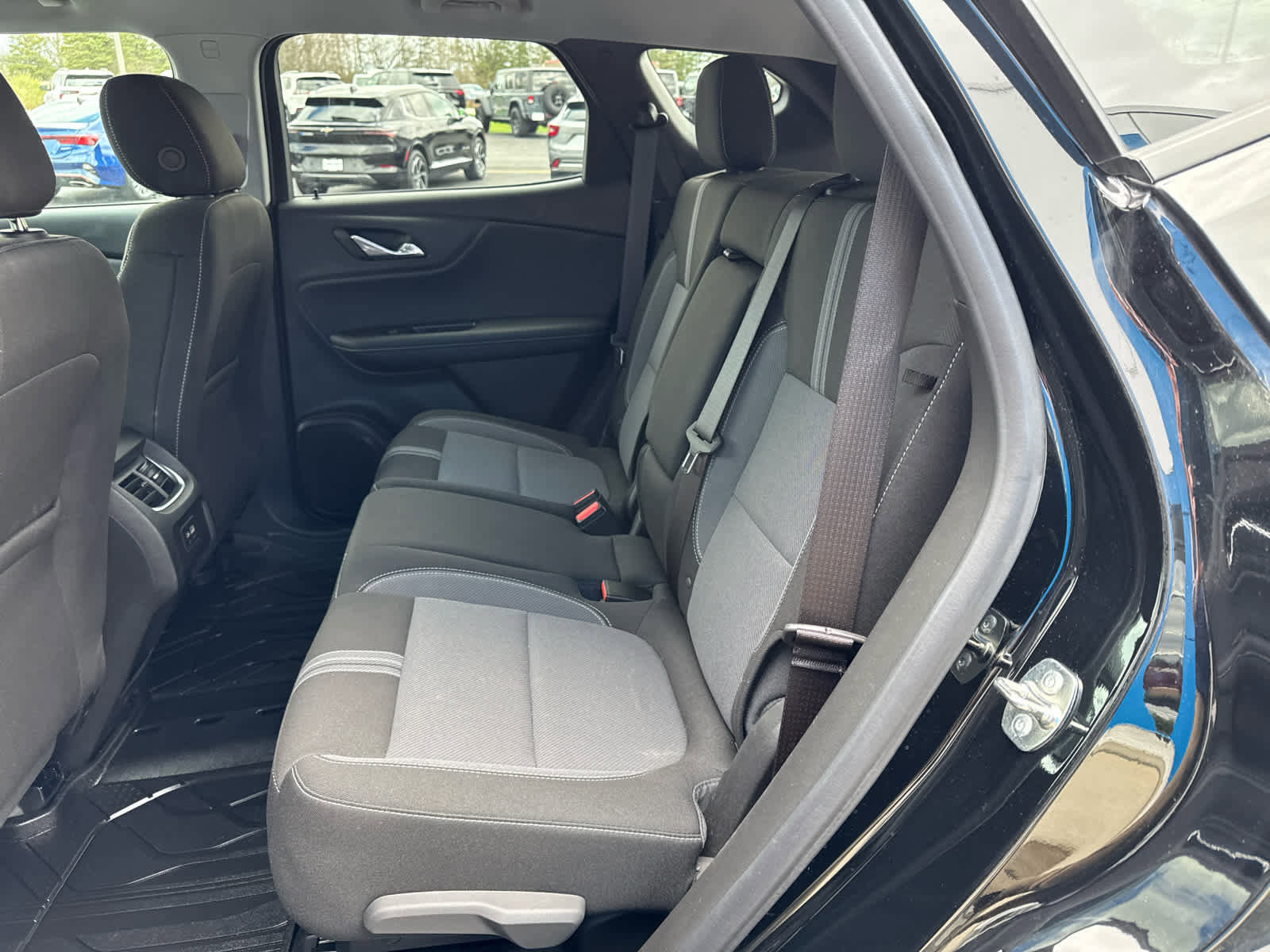 Used 2024 Chevrolet Blazer LT w/ Convenience Package image 17