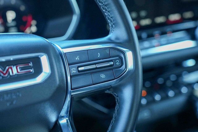 Used 2024 GMC Canyon Elevation image 30