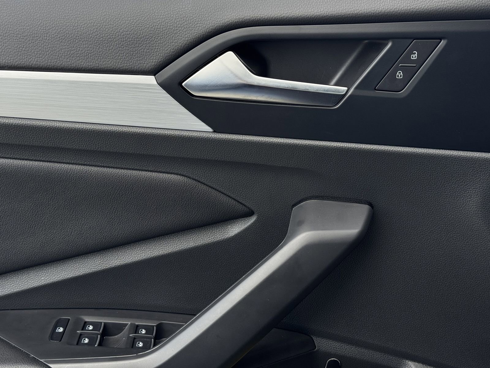 New 2025 Volkswagen Jetta Sport image 21