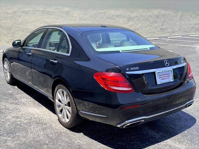 Used 2017 Mercedes-Benz E 300 image 4