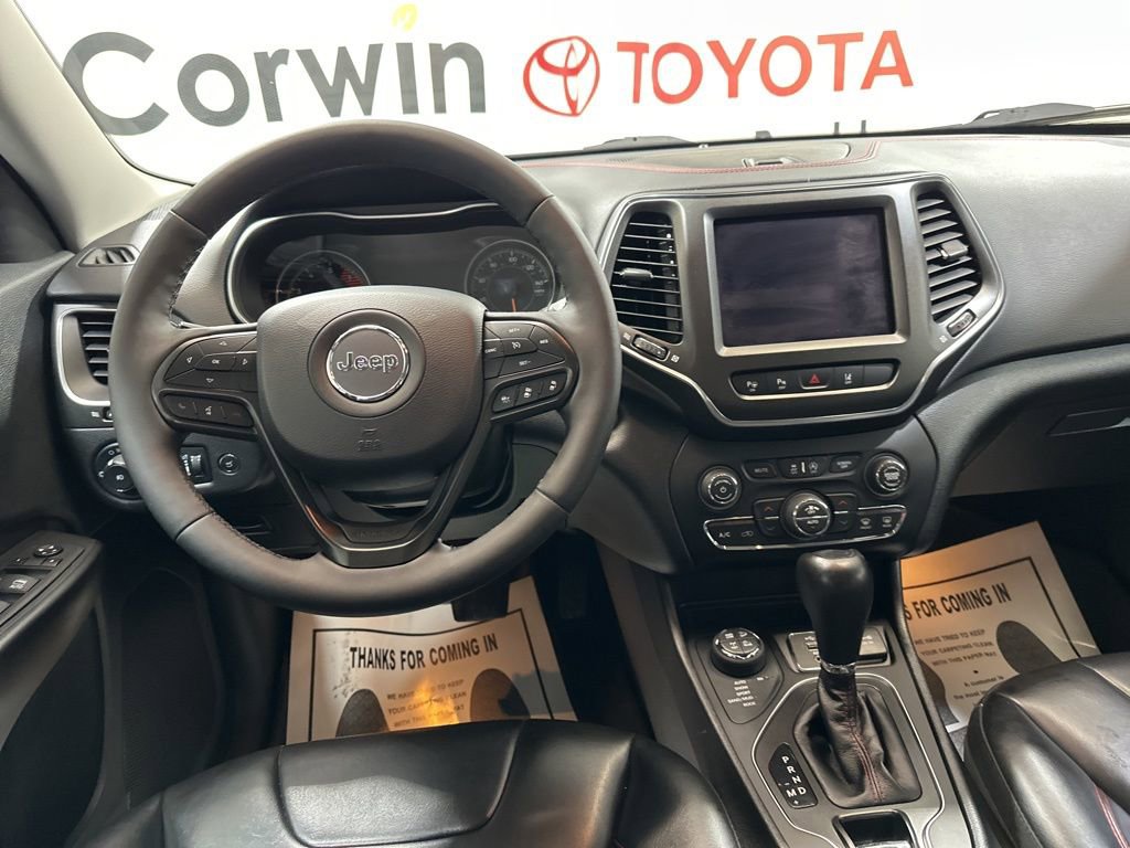 Used 2023 Jeep Cherokee Trailhawk image 20
