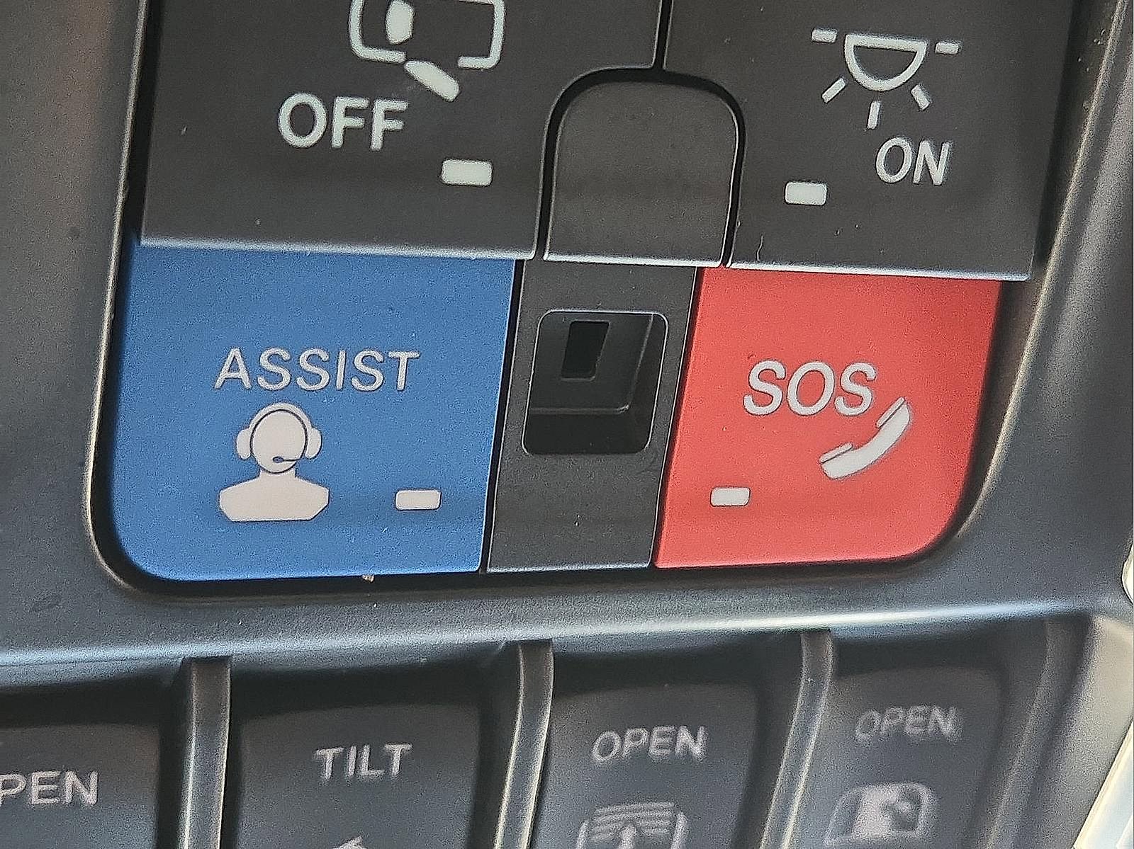 Used 2021 RAM 1500 Limited w/ Body Color Bumper Group image 20