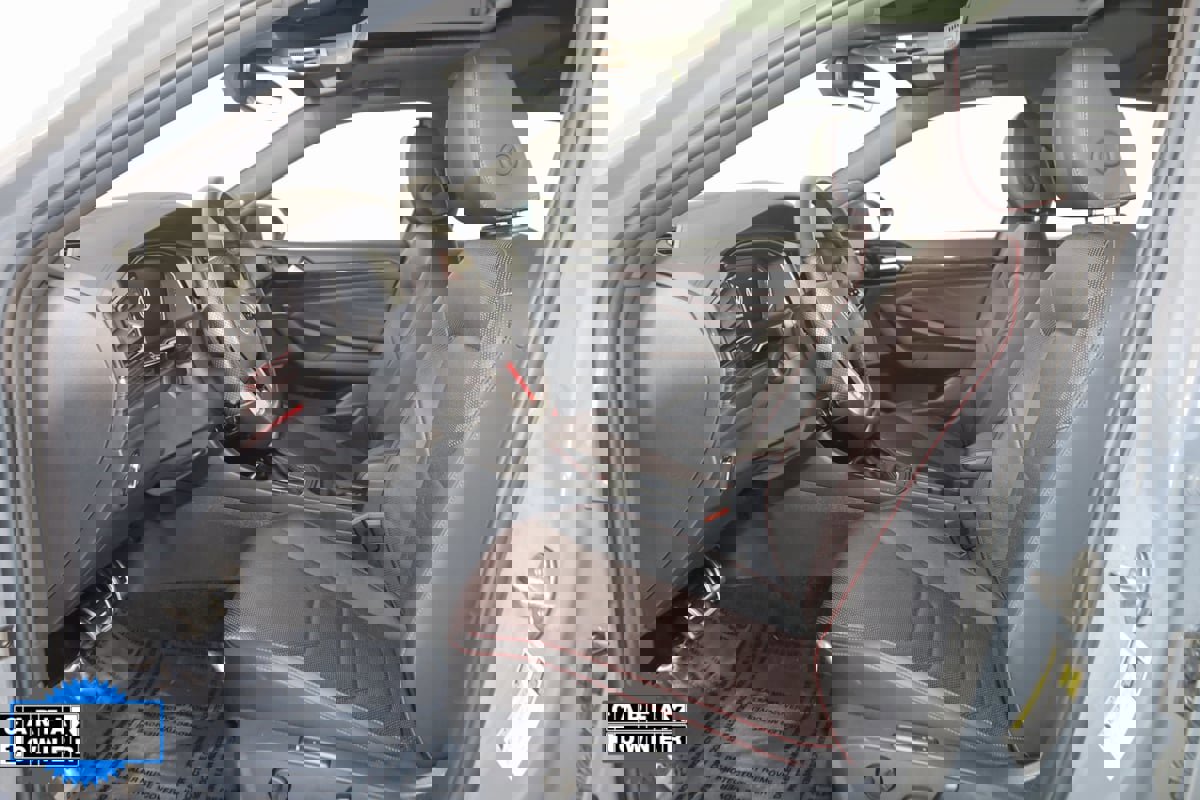 Used 2024 Volkswagen Jetta GLI Autobahn image 12