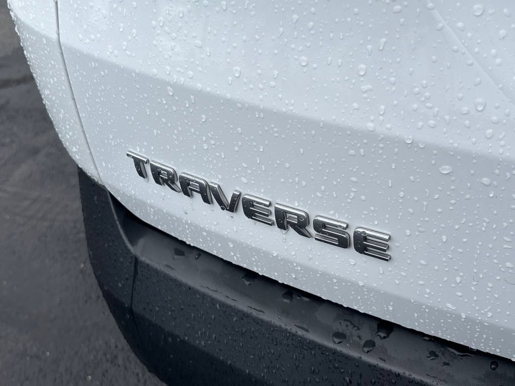 Used 2023 Chevrolet Traverse LT FWD image 35