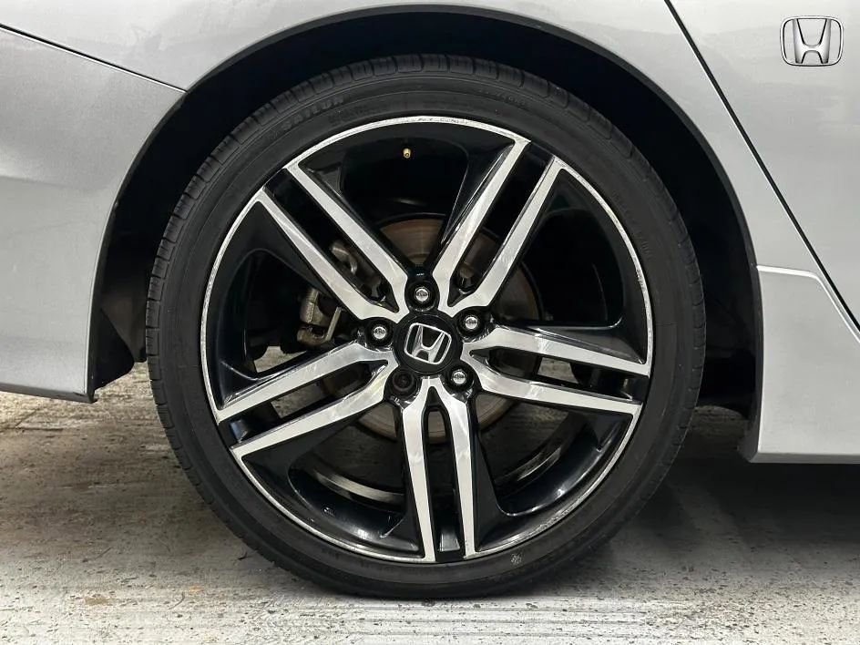 Used 2017 Honda Accord Sport image 37