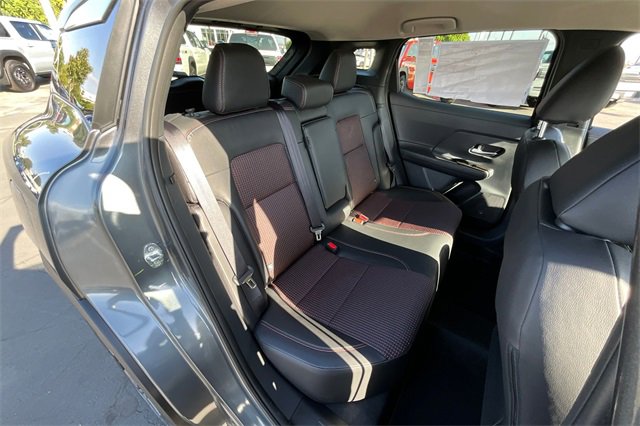 New 2026 Nissan Kicks SR w/ Cold Weather Package image 10