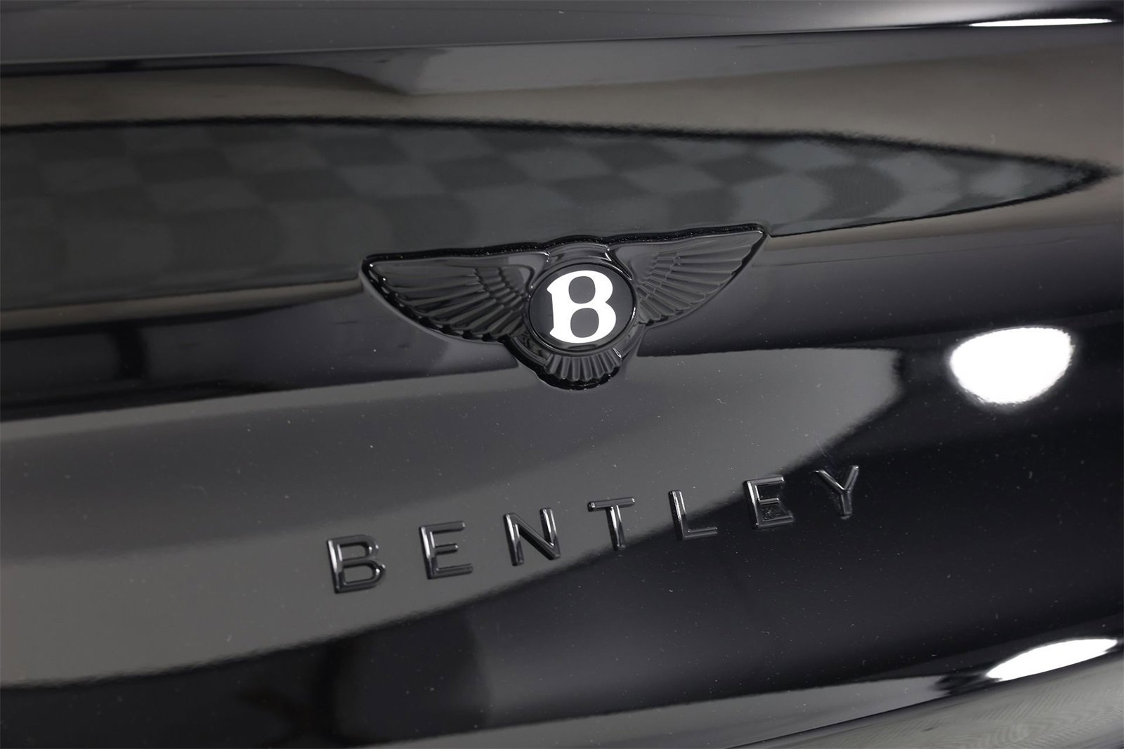 New 2025 Bentley Bentayga image 15