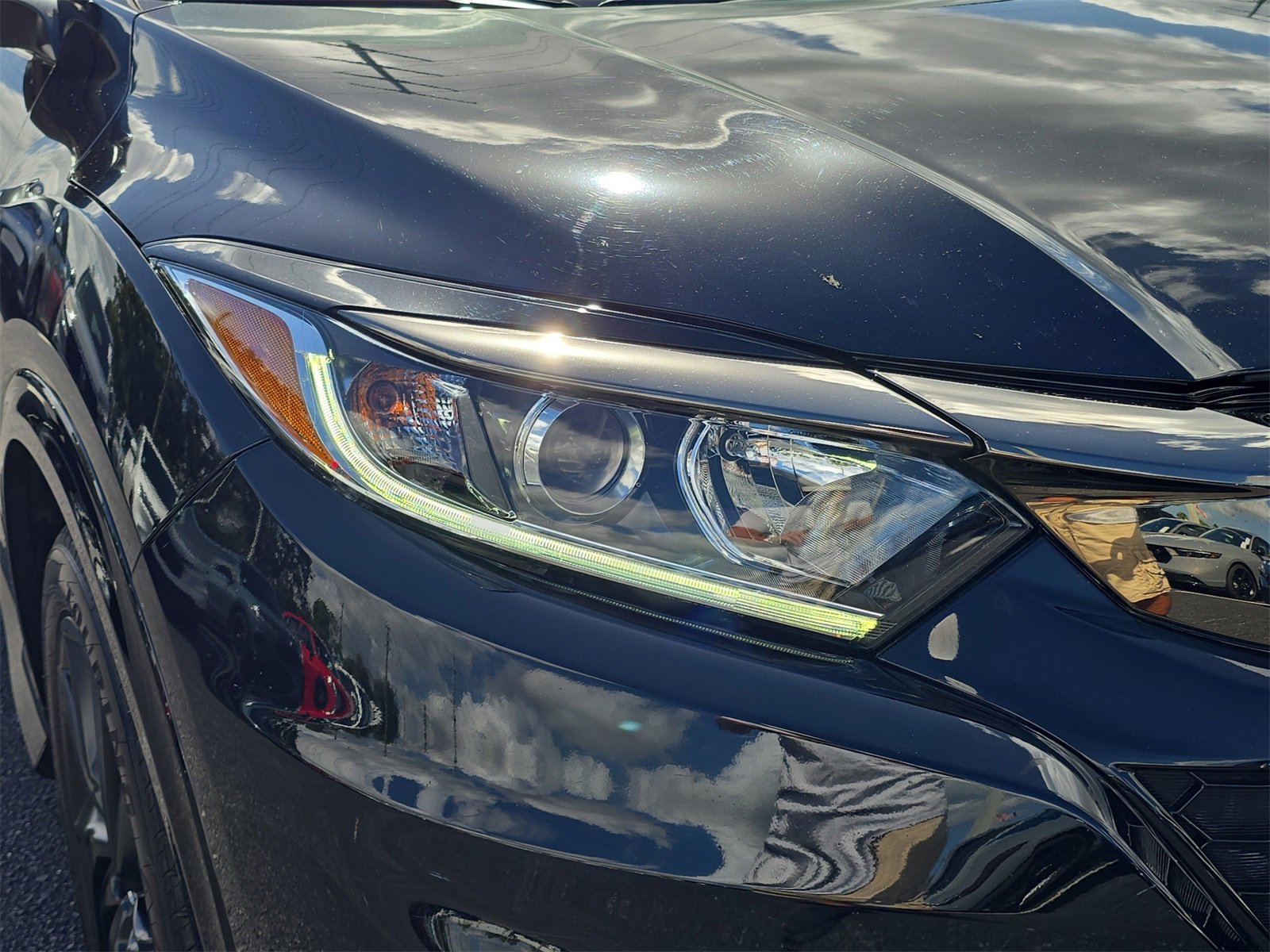 Certified 2021 Honda HR-V Sport image 6