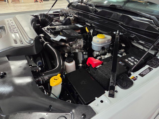 Used 2024 RAM 3500 Limited w/ Safety Group image 98