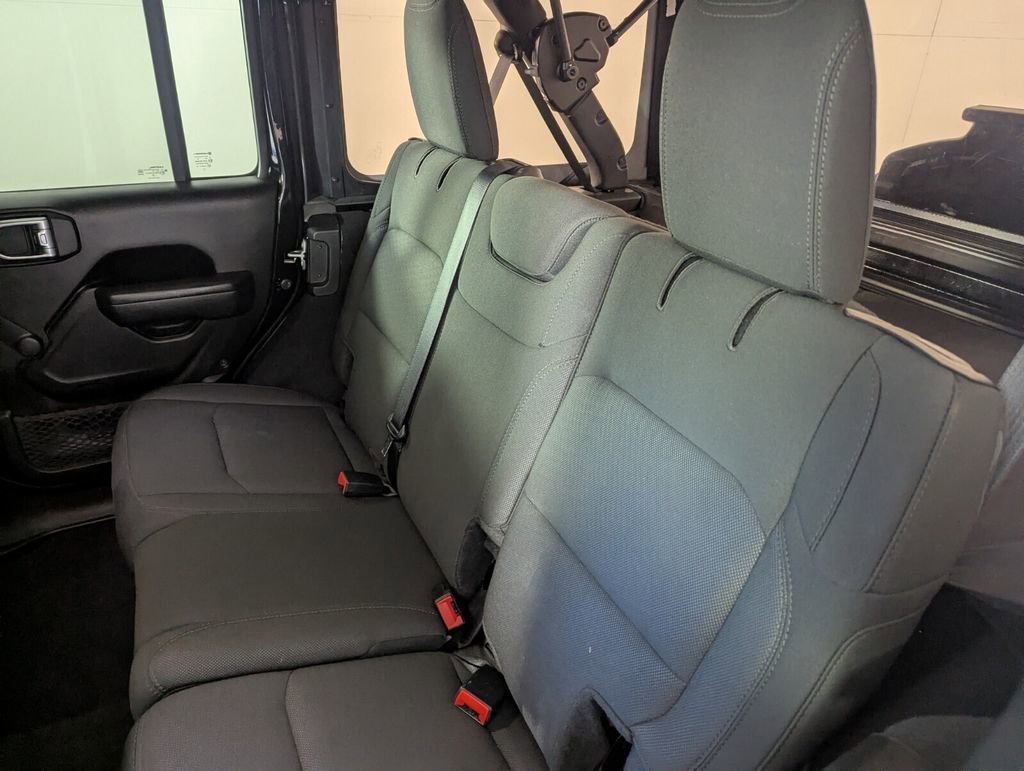 Certified 2022 Jeep Wrangler Unlimited Sport image 15
