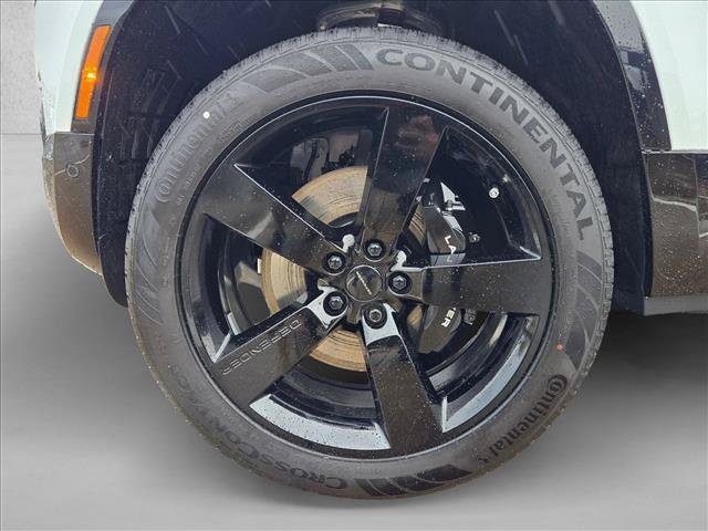 New 2026 Land Rover Defender 130 V8 AWD/4WD image 10