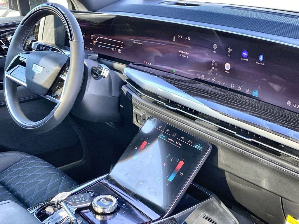 Used 2026 Cadillac Escalade IQL Luxury image 40