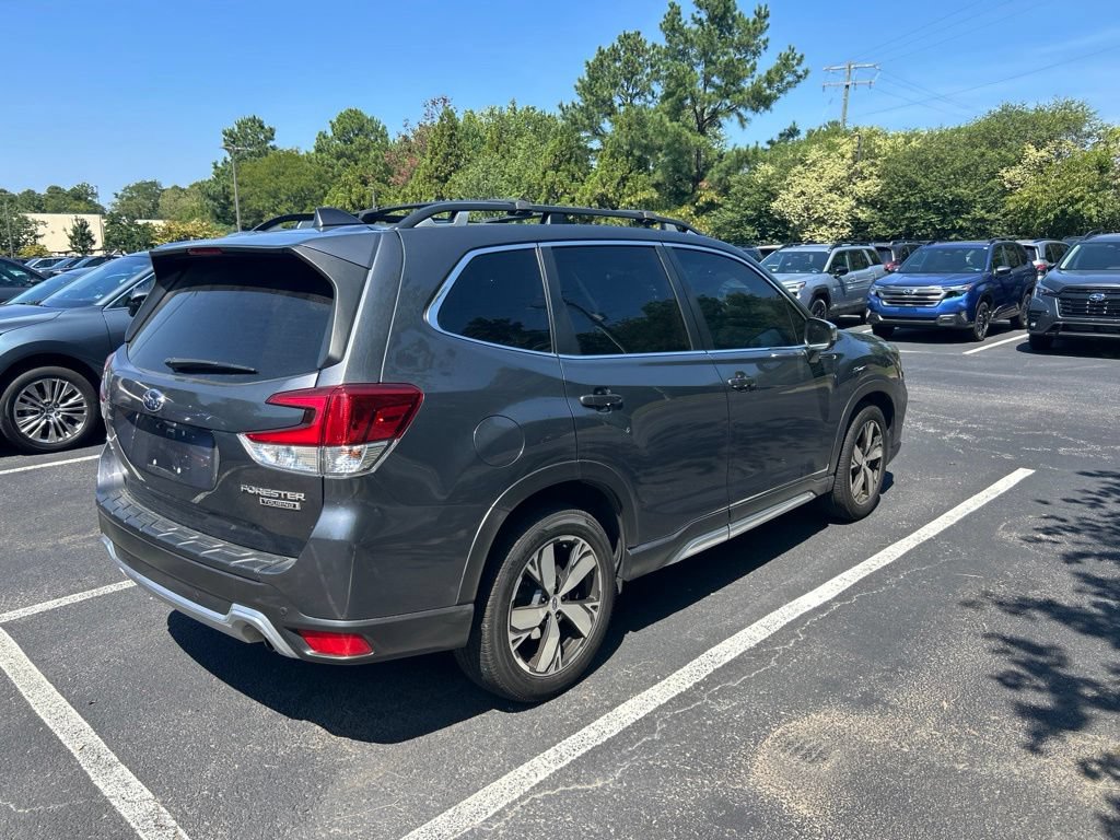 Used 2021 Subaru Forester Touring AWD/4WD image 3