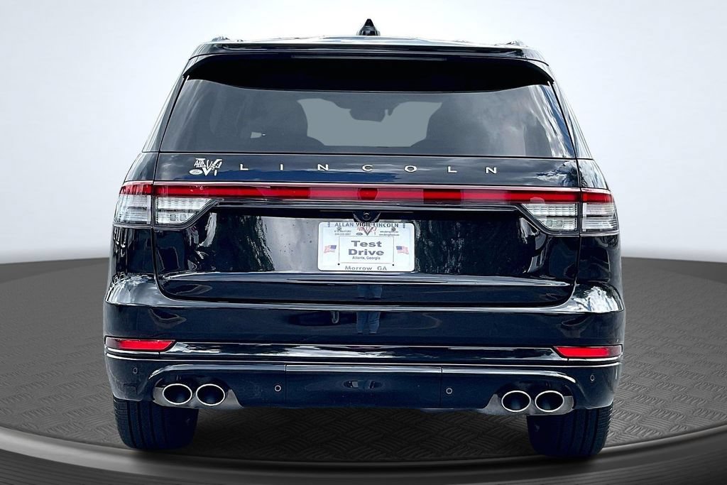 Used 2026 Lincoln Aviator AWD w/ Jet Appearance Package image 6